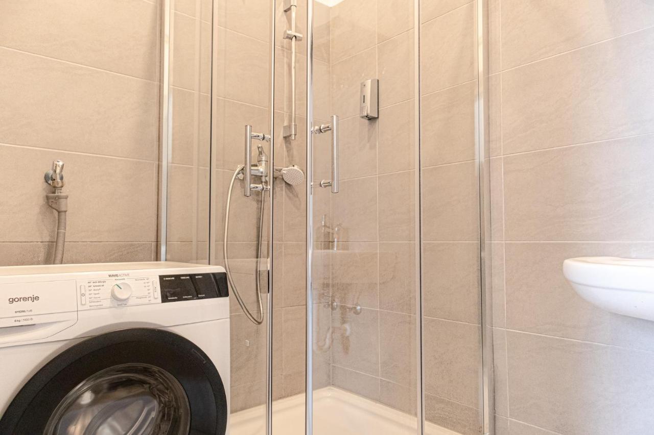 Pleasing 2Br Apt. Akh-Perfect For Groups Βιέννη Εξωτερικό φωτογραφία